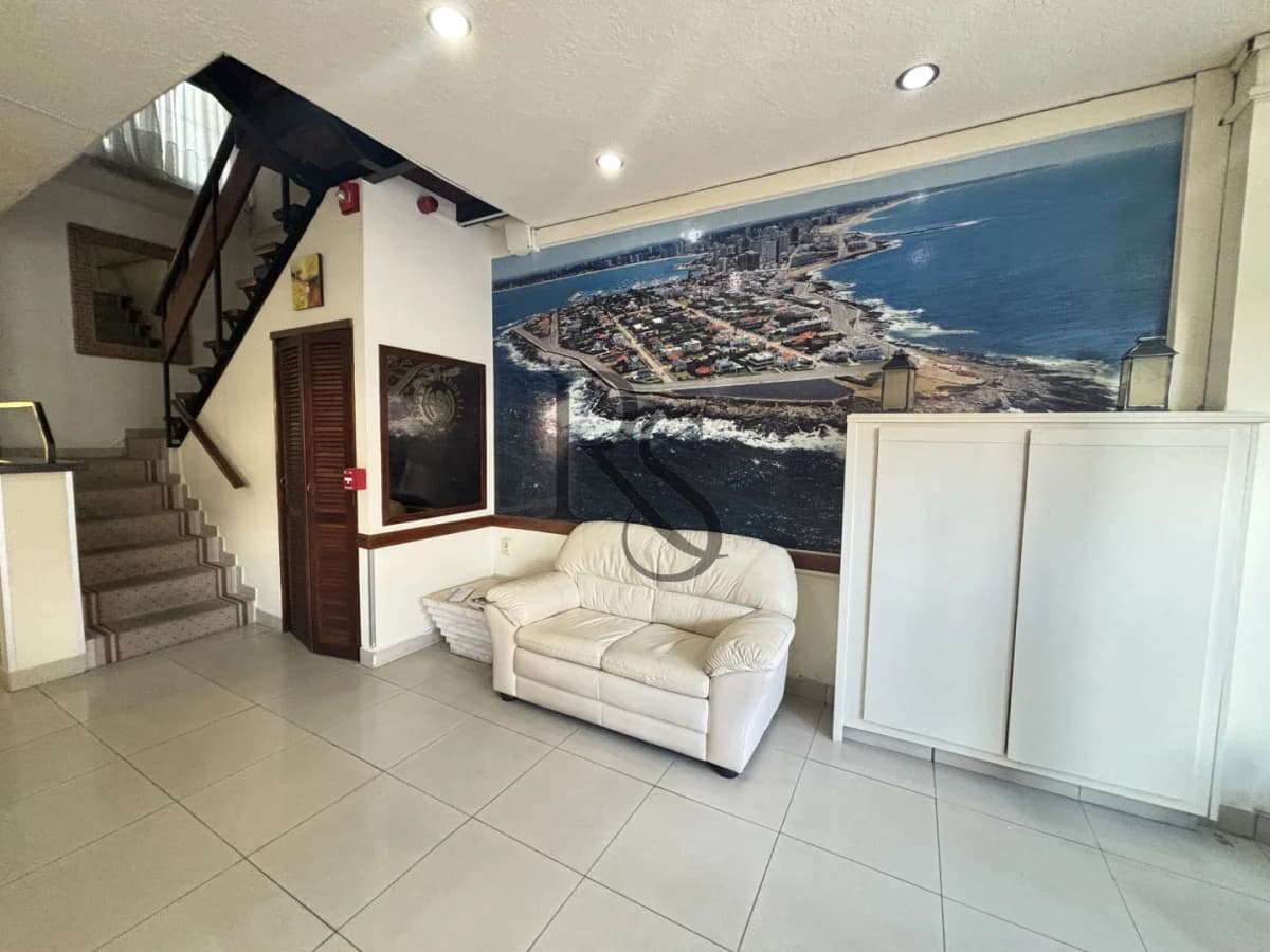 Hotel Marbella — 23