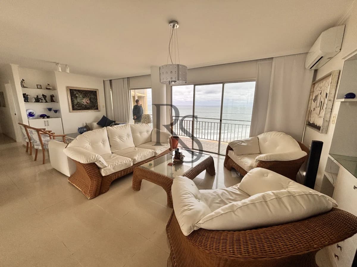 Exclusiva residencia de 5 dormitorios frente al mar | Opus Alpha — 5