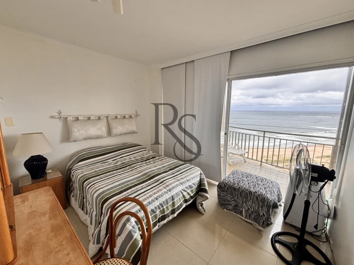 Exclusiva residencia de 5 dormitorios frente al mar | Opus Alpha — 18
