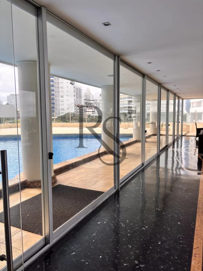 Exclusiva residencia de 5 dormitorios frente al mar | Opus Alpha — 24
